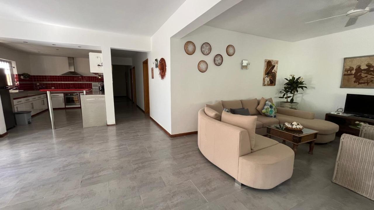 4 Bedrooms Penthouse 50 Meter To The Beach By Dream Escapes Pereybere Beach Extérieur photo